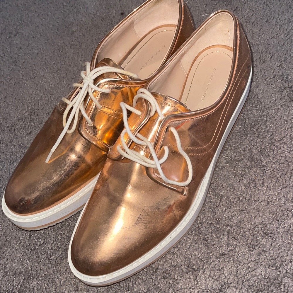 Bronze/copper loafer from Zara